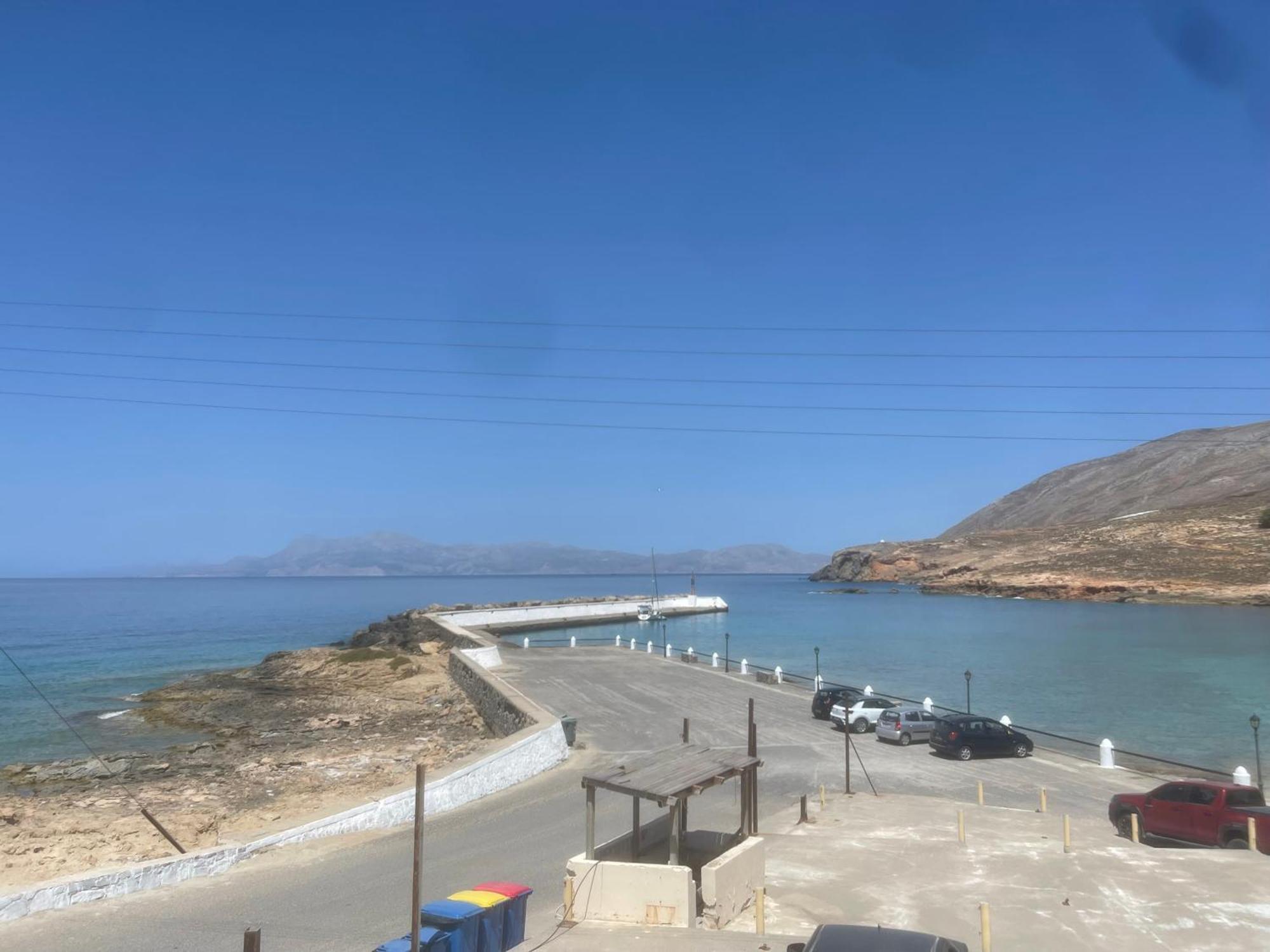 Kasos Almyra Beach Suites Fry ภายนอก รูปภาพ